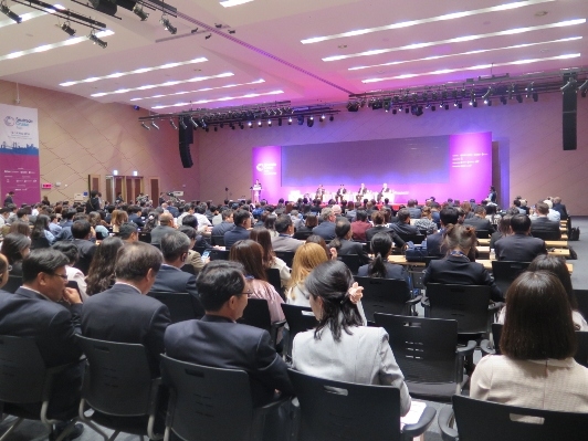 지난 5월에 개최된 Seatrade Cruise Asia 2016 세션 모습